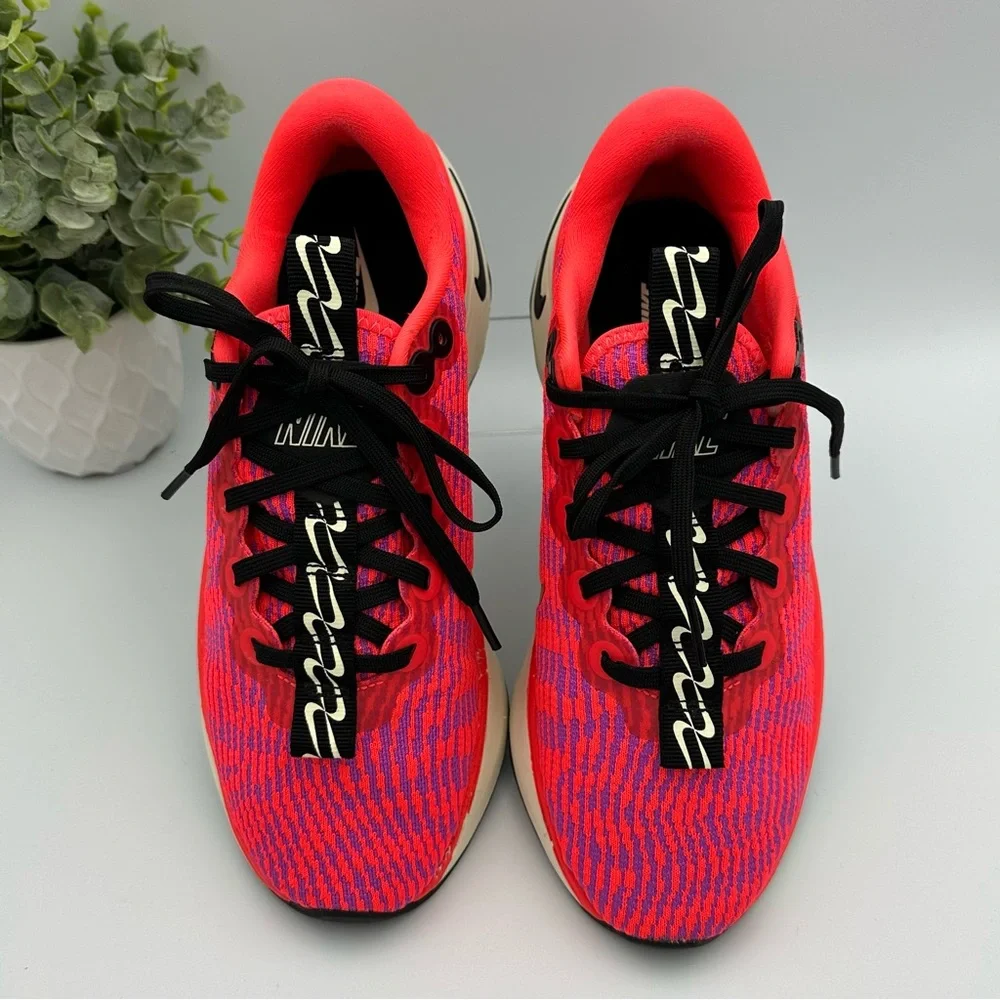 Nike Women’s Motiva Bright Crimson Pink Mesh Athletic Running Shoes Size 7.5 - Picture 2 of 12